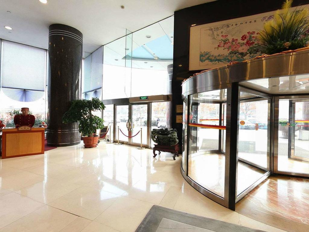 Dalian Lee Wan Hotel Exterior photo